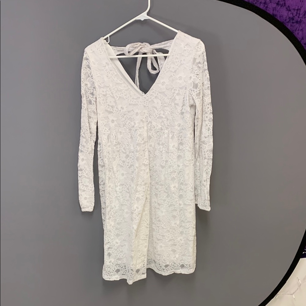 Elegant White Lace Dress